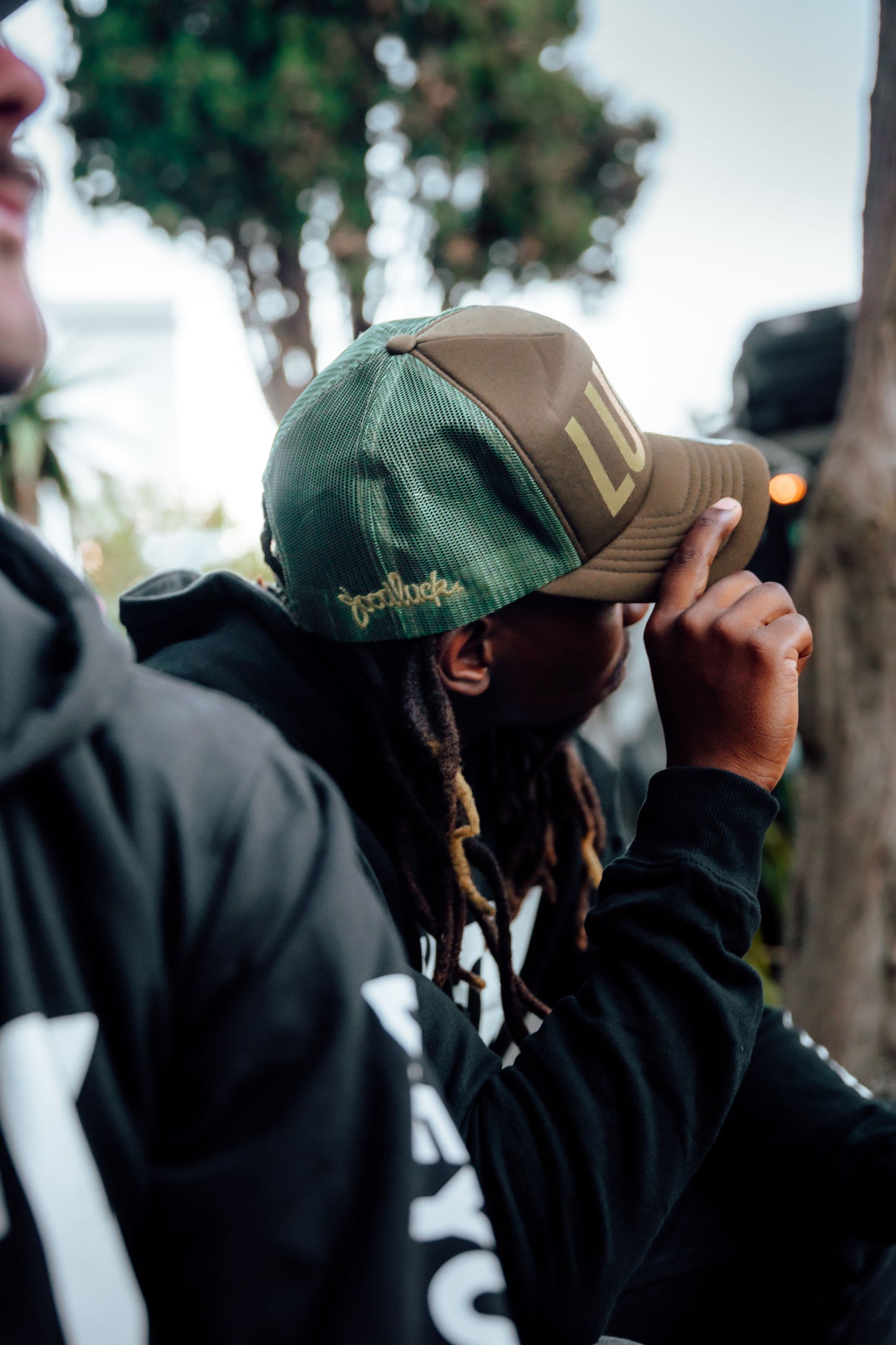 Camo Green foam trucker cap - Gold LUCK