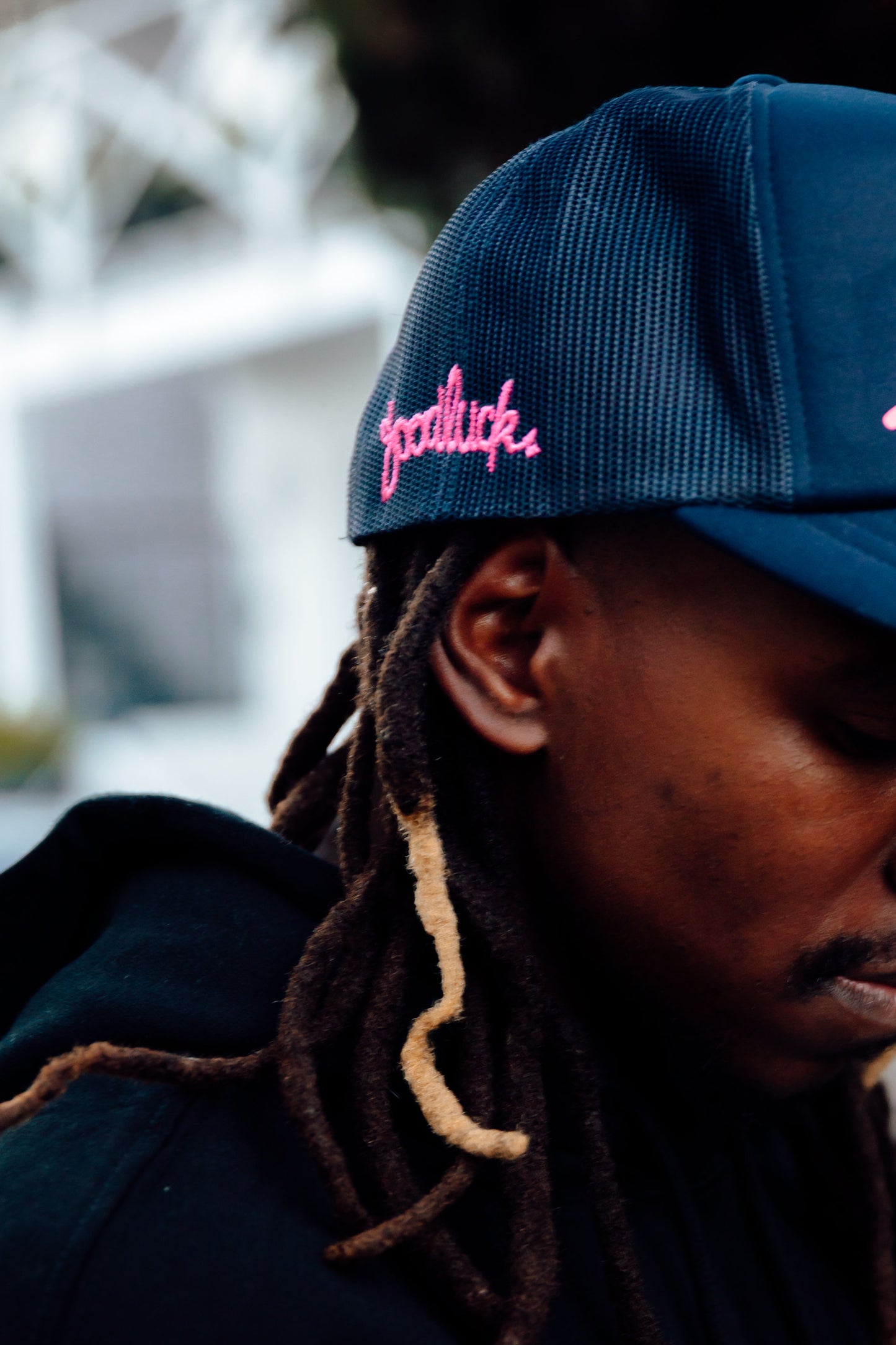 Navy foam trucker cap - Neon Pink Lucky
